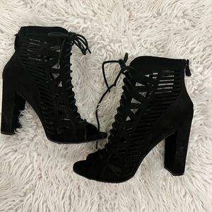 Zip up booties
